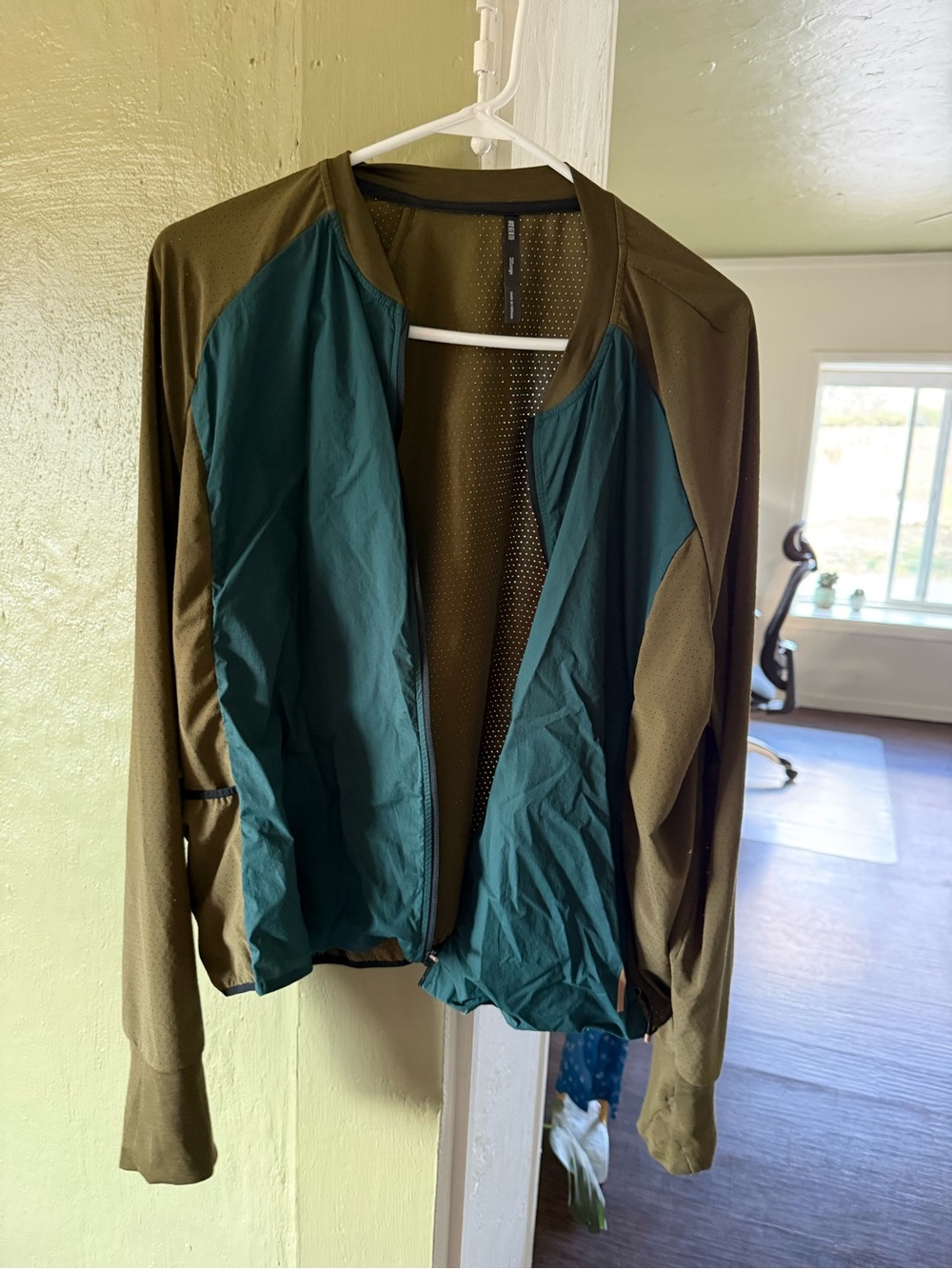 Olive & Teal Lightweight REI Women's Jacket